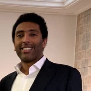 Dr. Moe Elbadawi
